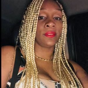 Meet your Posher, Sharon